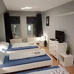 Zentrum 10 Vh 2og R *